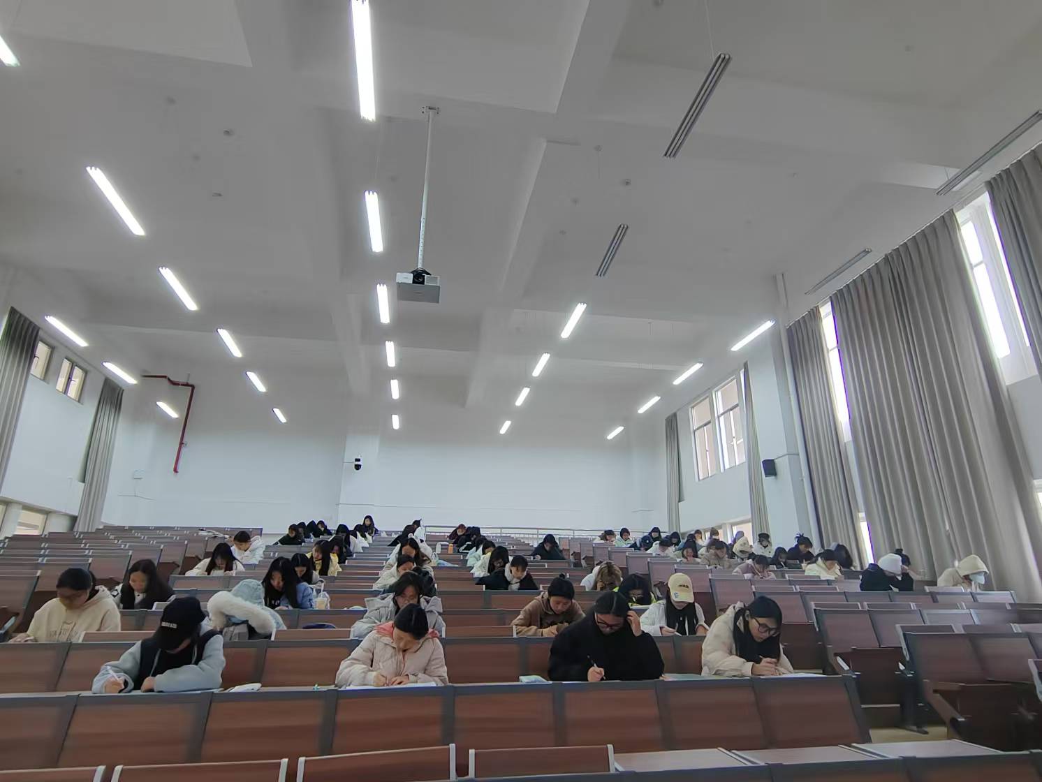 微信图片_20241231142709.jpg